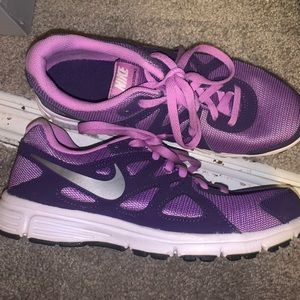 Running shoes NIKE REVOLUTION 2 purple Considering offers